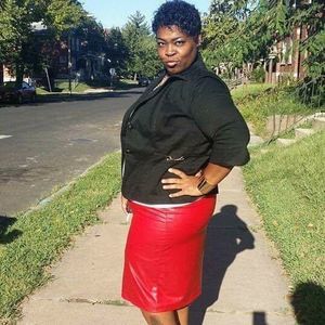 Meet your Posher, Dana